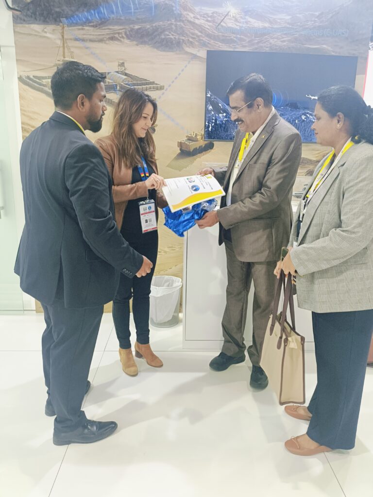 IDEX-UAE-2025